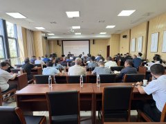 区供销社召开深切贯彻地方八项进修教育专题会